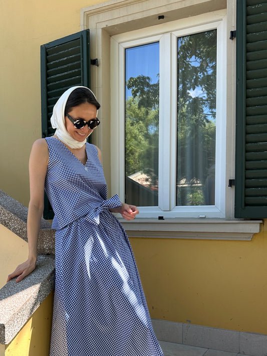 Top Gingham cu decolteu in V